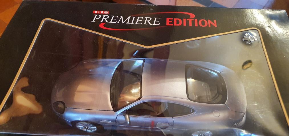 Maisto 1:18 - Voiture de course miniature - Maisto 36880 - Aston Martin Db7 Vantage 1/18